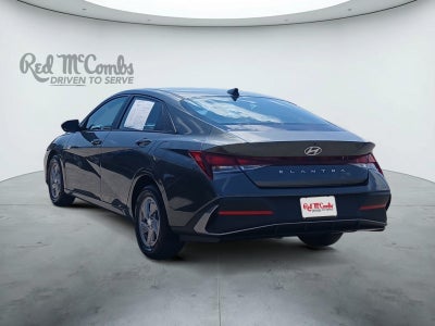 2024 Hyundai ELANTRA SE