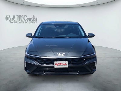 2024 Hyundai ELANTRA SE