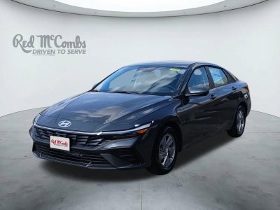 2025 Hyundai ELANTRA SE