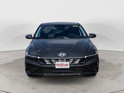2025 Hyundai ELANTRA SE