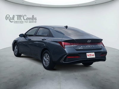 2026 Hyundai ELANTRA SE