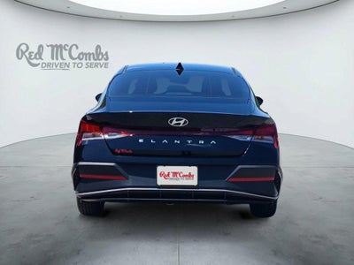2026 Hyundai ELANTRA SE