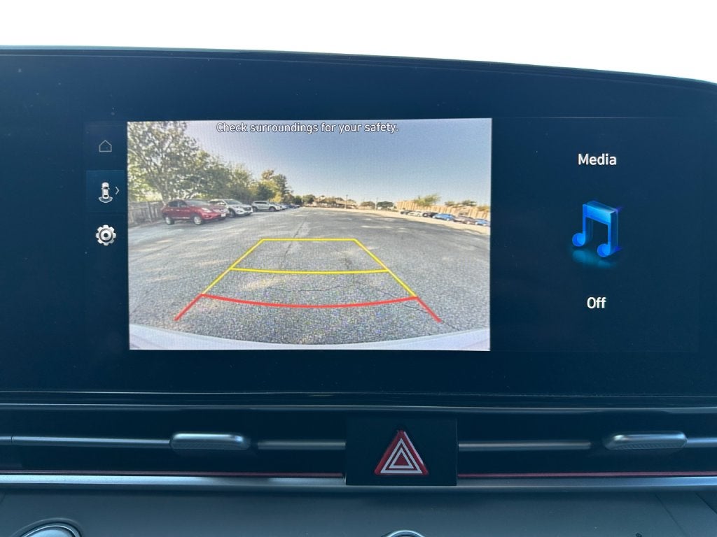 2024 Hyundai ELANTRA SEL SEL