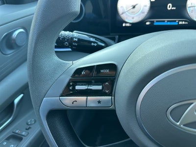 2024 Hyundai ELANTRA SEL SEL
