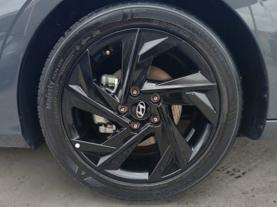 2026 Hyundai ELANTRA SEL Sport W/ FORWARD COLLISION AVOIDANCE ASSIST