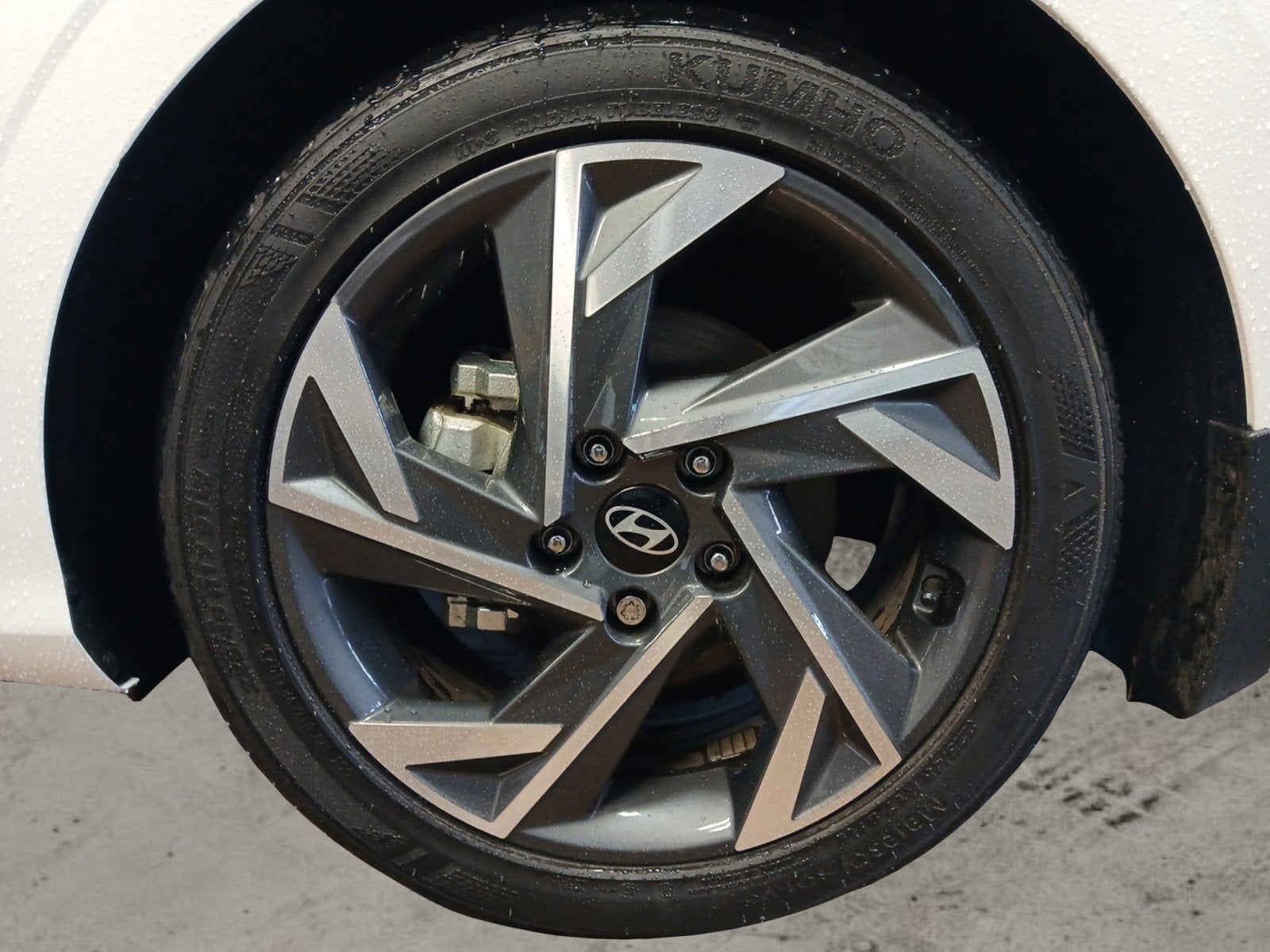 2025 Hyundai ELANTRA SEL Sport W/ REARVIEW CAMERA AND DYNAMIC GUIDELINES