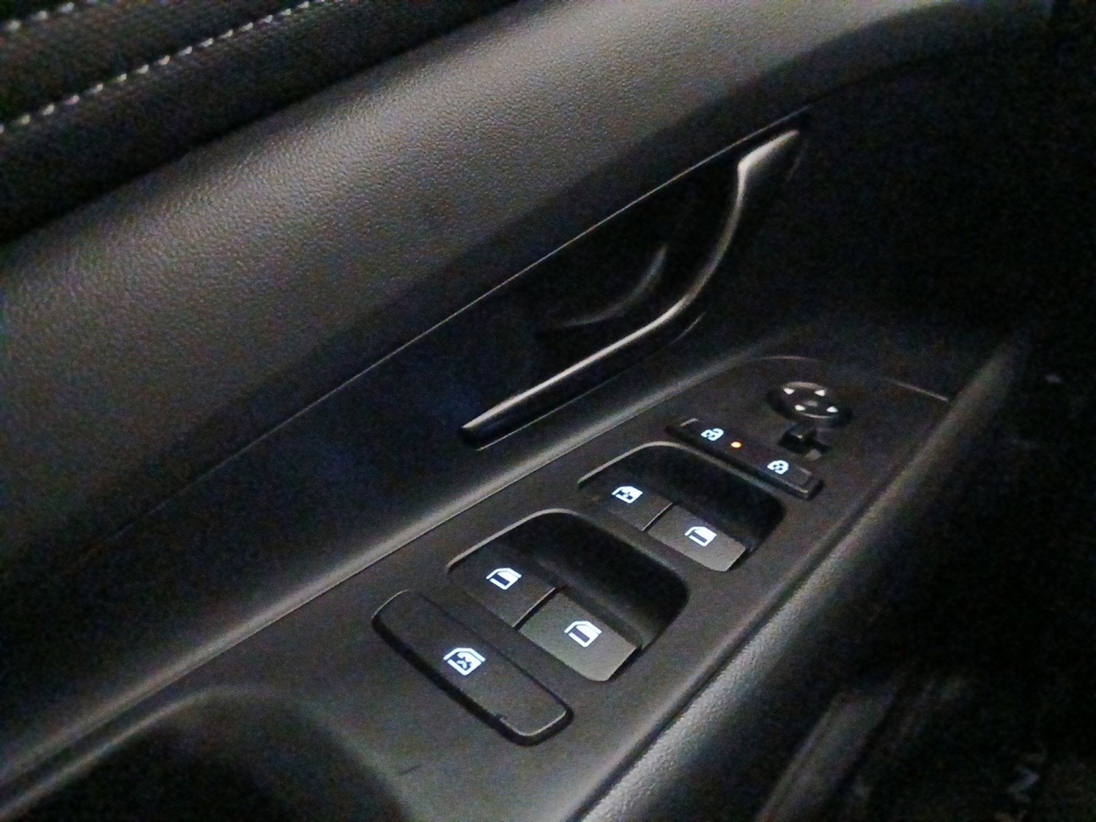 2025 Hyundai ELANTRA SEL Sport W/ REARVIEW CAMERA AND DYNAMIC GUIDELINES