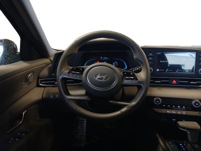 2025 Hyundai ELANTRA SEL Sport W/ FORWARD COLLISION AVOIDANCE ASSIST