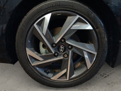 2025 Hyundai ELANTRA SEL Sport W/ FORWARD COLLISION AVOIDANCE ASSIST