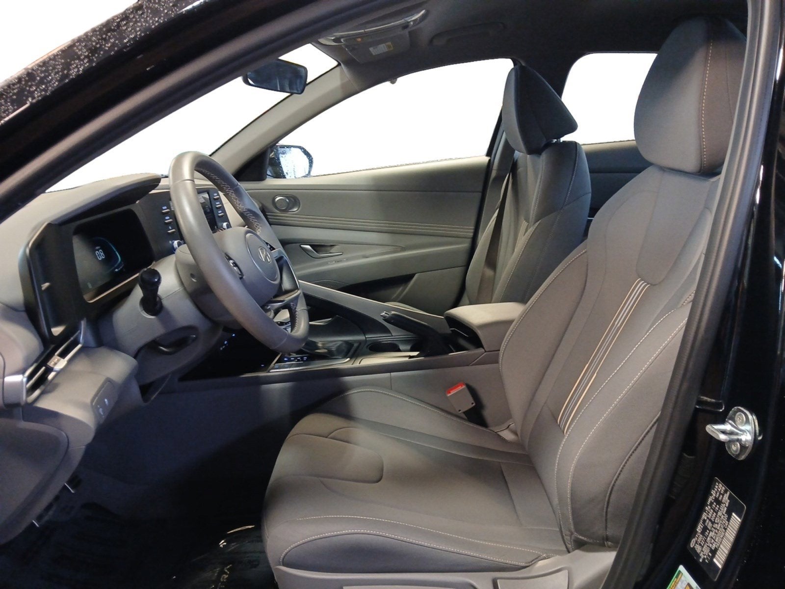 2025 Hyundai ELANTRA SEL Sport W/ FORWARD COLLISION AVOIDANCE ASSIST