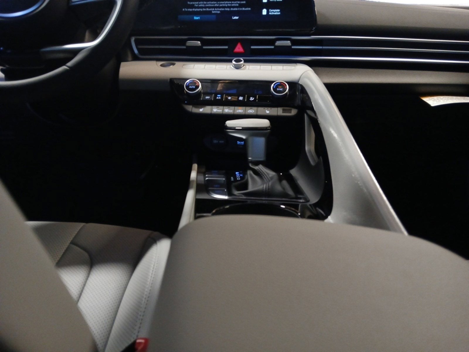 2026 Hyundai ELANTRA Limited W/ SMART CRUISE CONTROL - STOP & GO