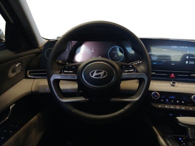 2026 Hyundai ELANTRA Limited W/ SMART CRUISE CONTROL - STOP & GO