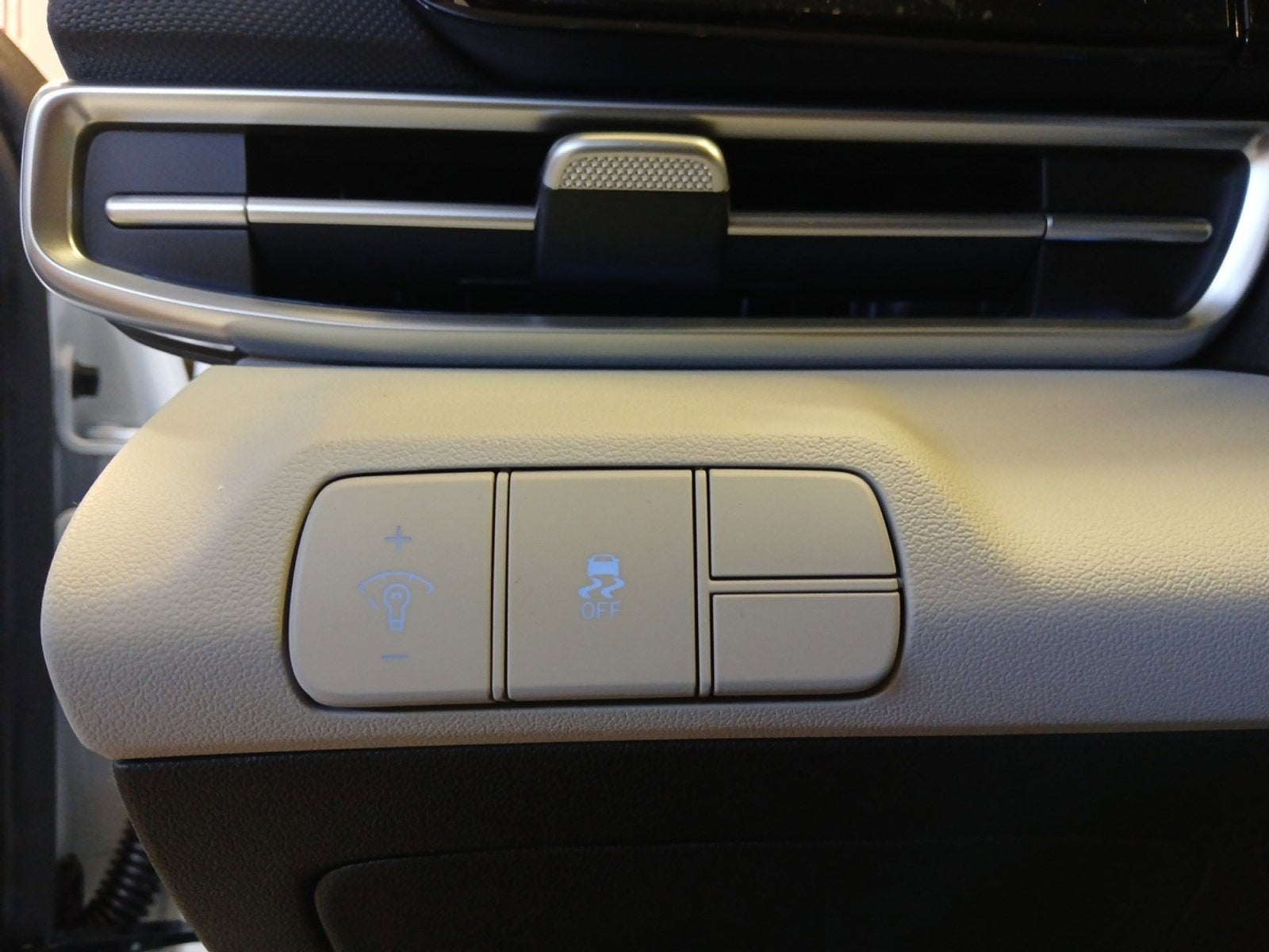 2026 Hyundai ELANTRA Limited W/ SMART CRUISE CONTROL - STOP & GO