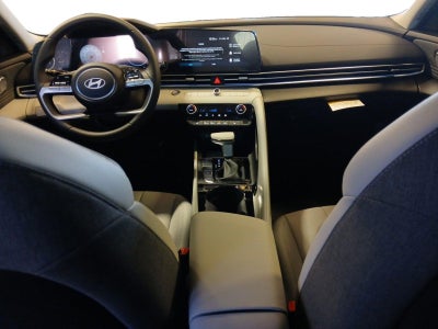 2026 Hyundai ELANTRA Limited W/ SMART CRUISE CONTROL - STOP & GO