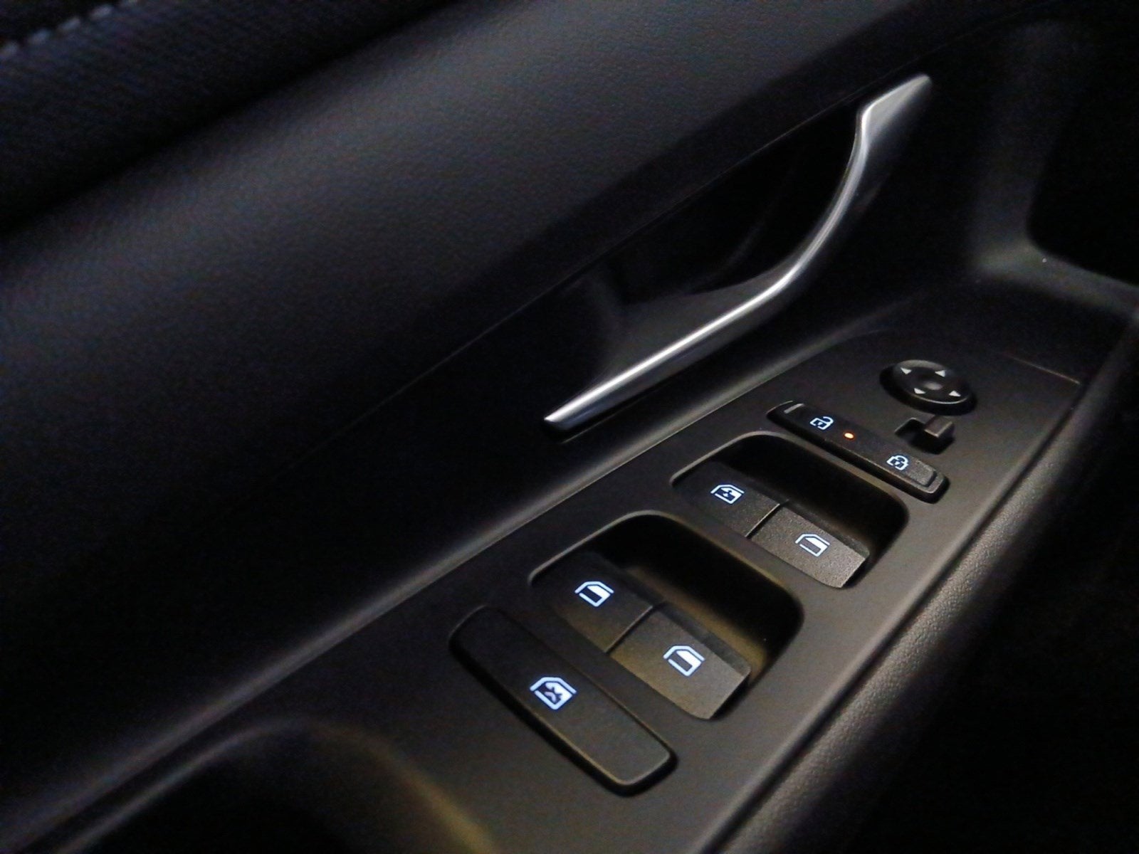 2026 Hyundai ELANTRA Limited W/ SMART CRUISE CONTROL & POWER SUNROOF