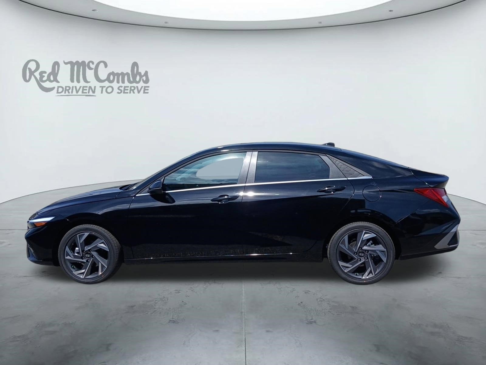 2026 Hyundai ELANTRA Limited W/ SMART CRUISE CONTROL & POWER SUNROOF