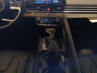 2026 Hyundai ELANTRA Limited W/ SMART CRUISE CONTROL & POWER SUNROOF