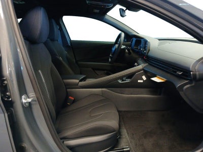 2026 Hyundai ELANTRA SEL Sport PREMIUM W/ FORWARD COLLISION AVOIDANCE ASSIST