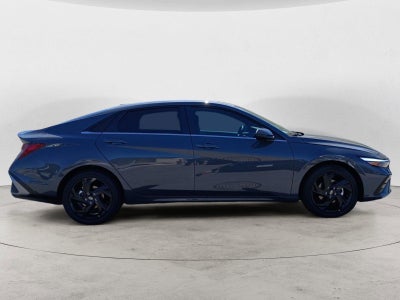 2026 Hyundai ELANTRA SEL Sport PREMIUM W/ FORWARD COLLISION AVOIDANCE ASSIST