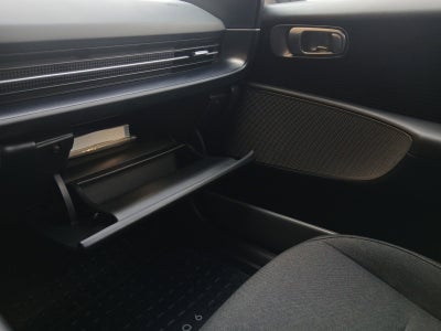 2024 Hyundai IONIQ 6 SE W/ REARVIEW CAMERA AND GUIDELINES