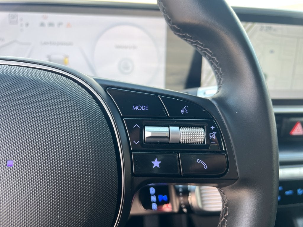 2024 Hyundai IONIQ 6 SE