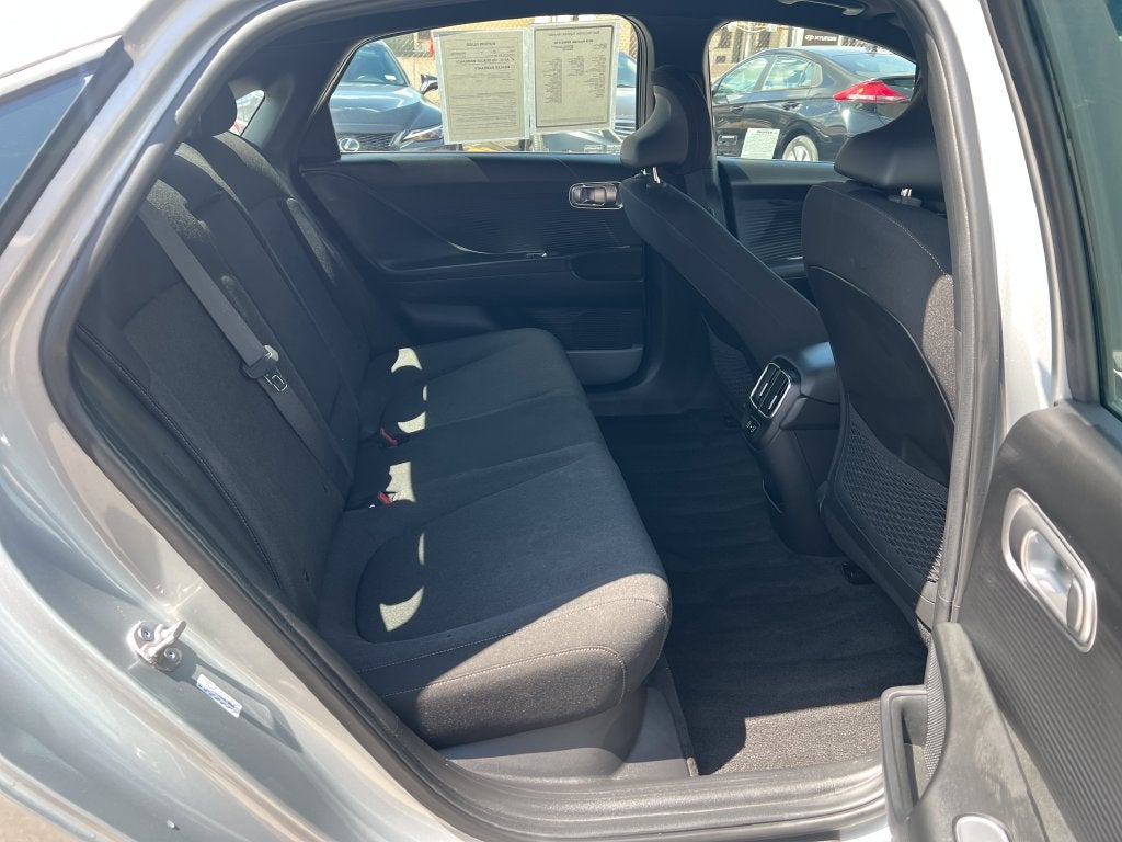 2024 Hyundai IONIQ 6 SE