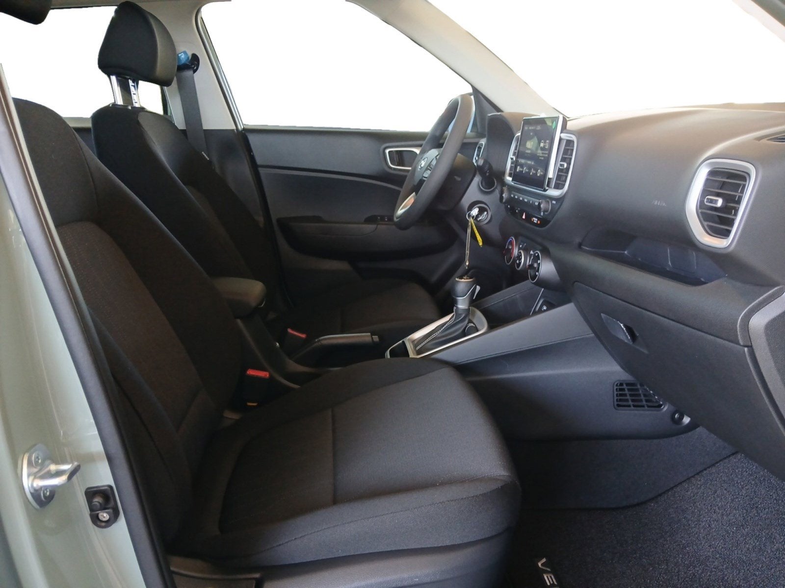 2026 Hyundai VENUE SE W/ REMOTE KEYLESS ENTRY & BACKUP CAMERA