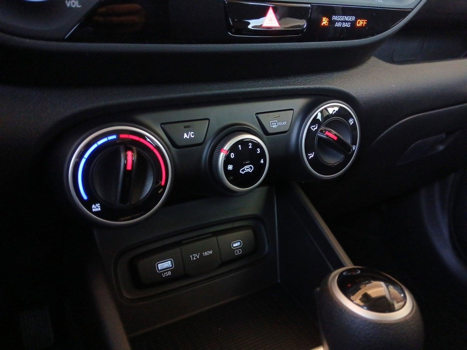 2026 Hyundai VENUE SE