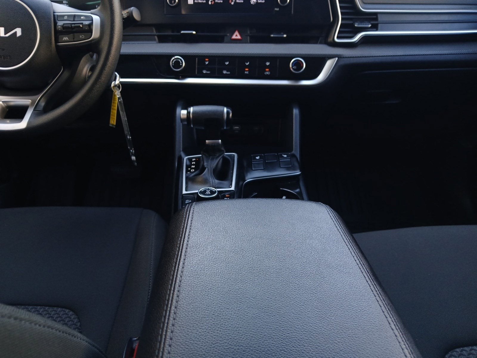 2024 Kia Sportage LX BACKUP CAMERA & HEATED SEATS