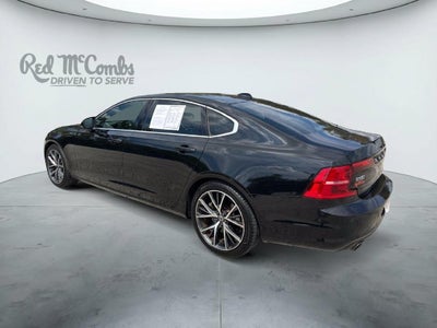 2018 Volvo S90 T5 Momentum
