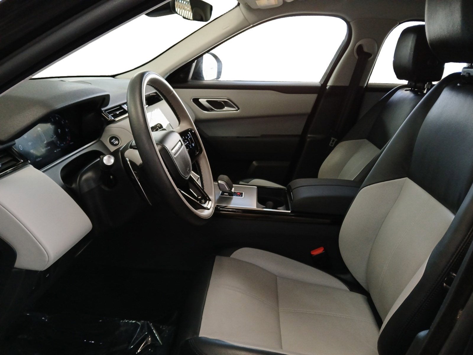 2025 Land Rover Range Rover Velar S