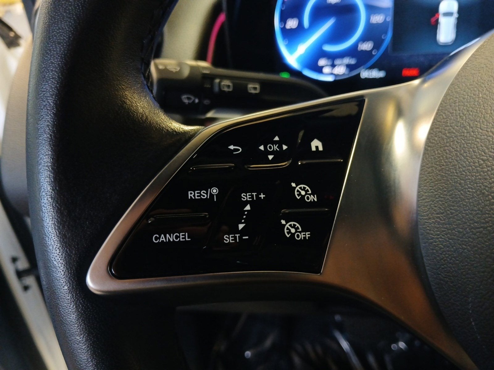 2024 Mercedes-Benz EQB 250+ Base