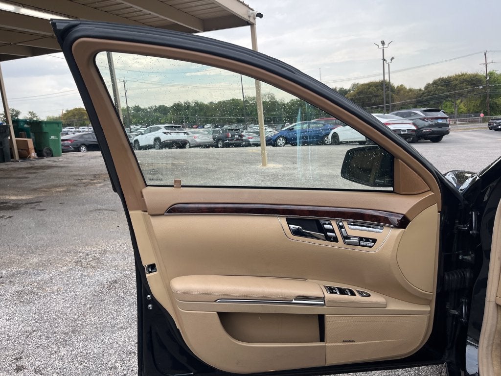 2013 Mercedes-Benz S-Class S 550 Base