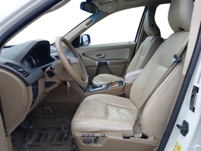 2018 Volvo XC90 T5 Momentum 3RD ROW SEAT W/ 7 PASSENGER CAPACITY